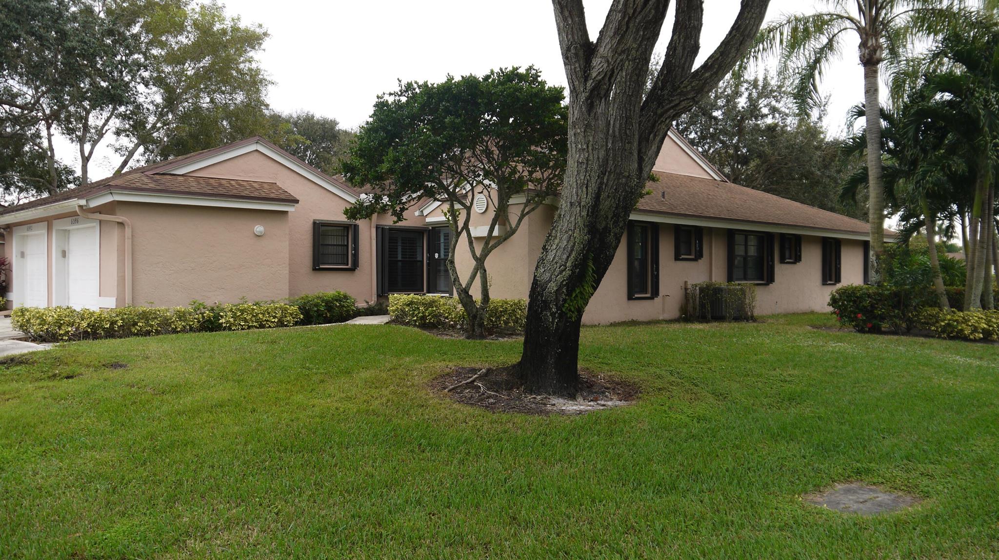 WHISPER WALK SEC E CONDO - Residential