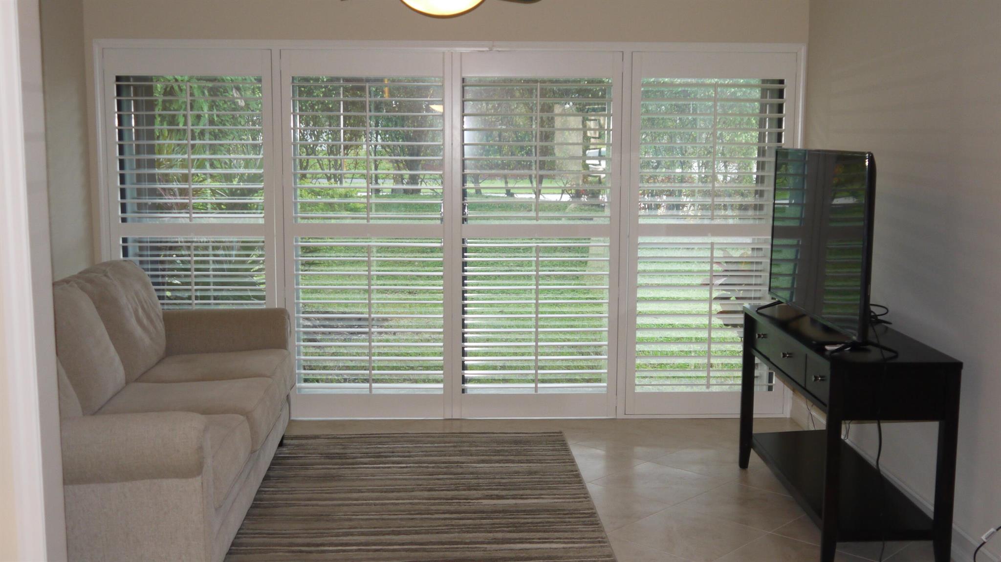 WHISPER WALK SEC E CONDO - Residential