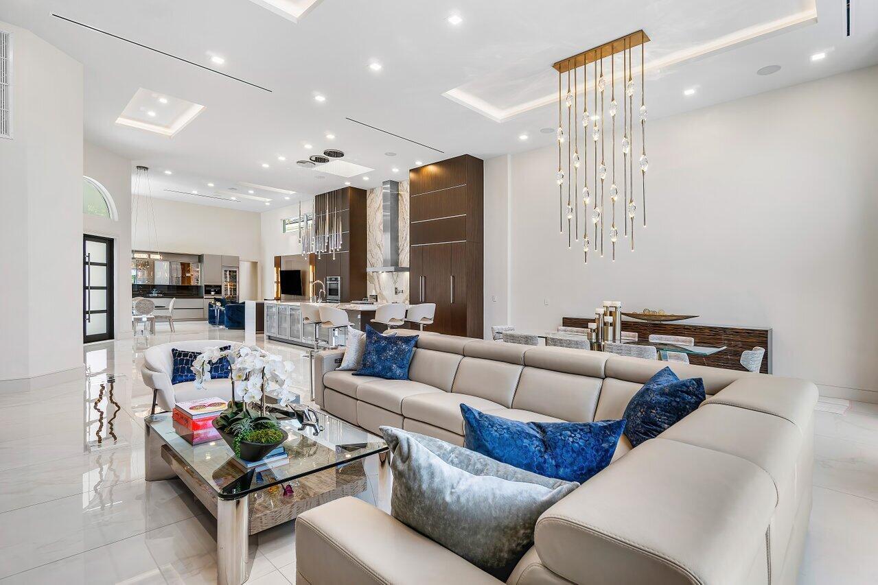 Clubside - Residential Lease