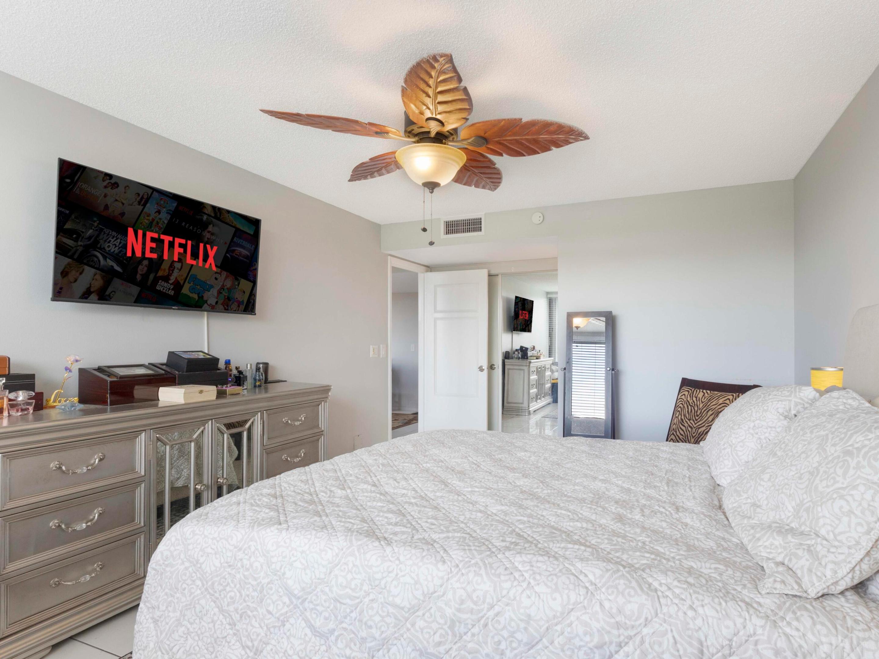 YORKTOWN CONDO - Residential