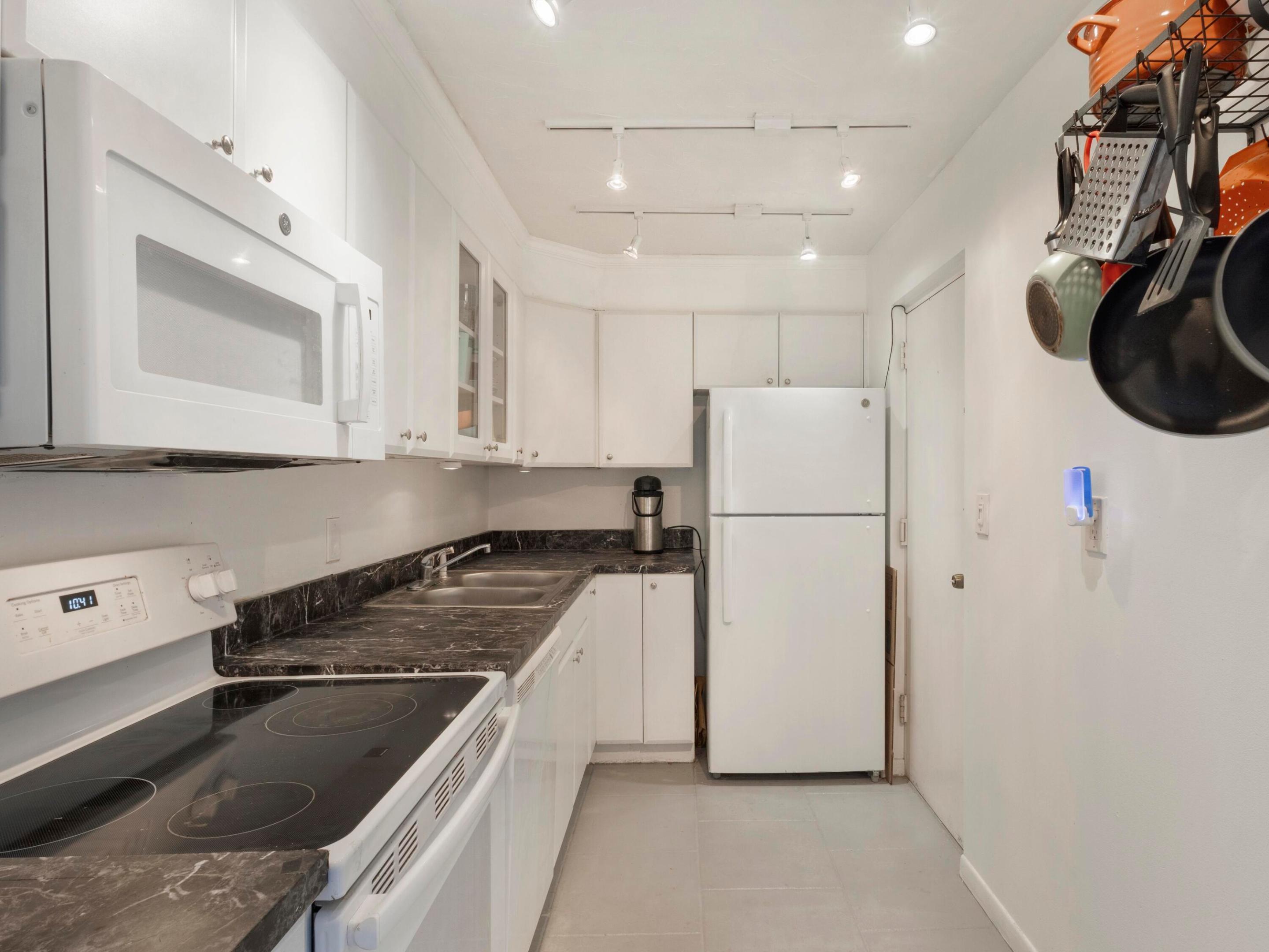 YORKTOWN CONDO - Residential