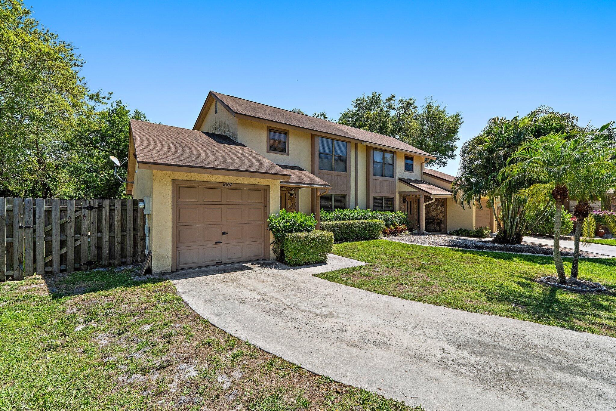 RAINWOOD EAST REPLAT - Residential