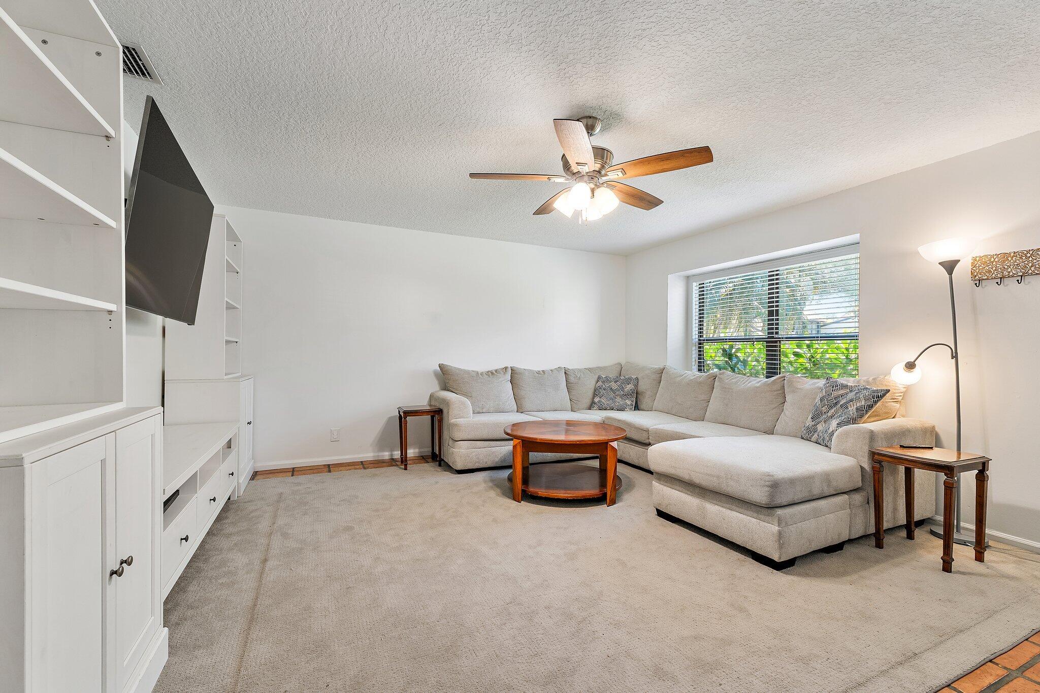 RAINWOOD EAST REPLAT - Residential