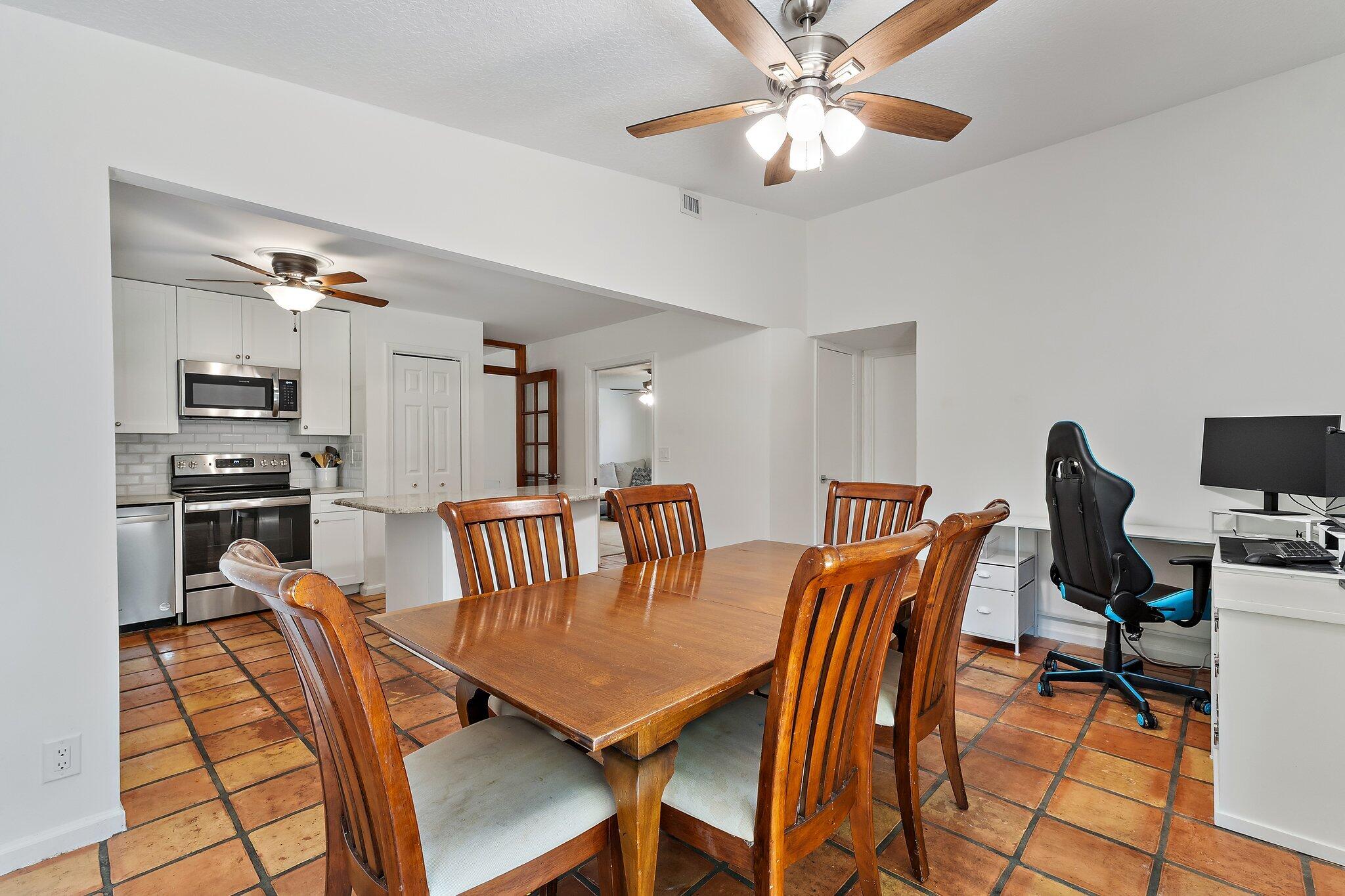 RAINWOOD EAST REPLAT - Residential