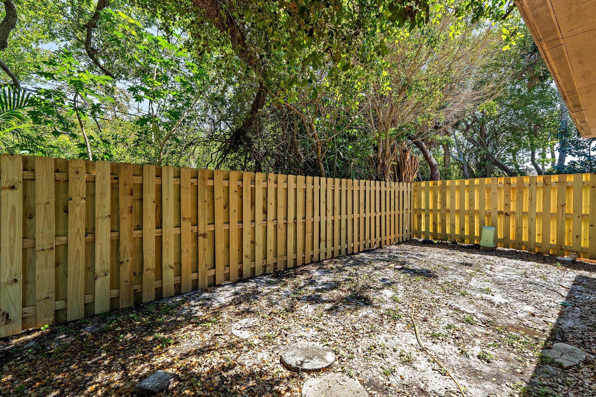 RAINWOOD EAST REPLAT - Residential