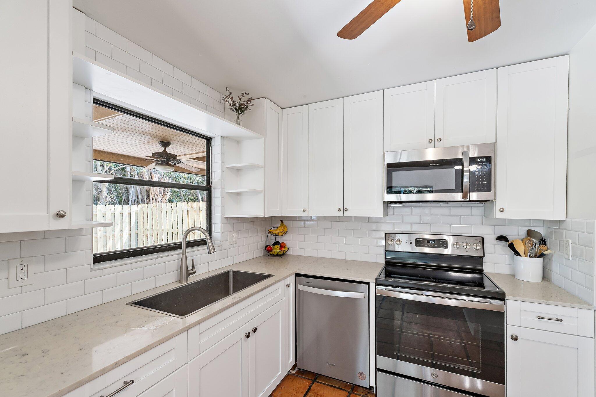 RAINWOOD EAST REPLAT - Residential