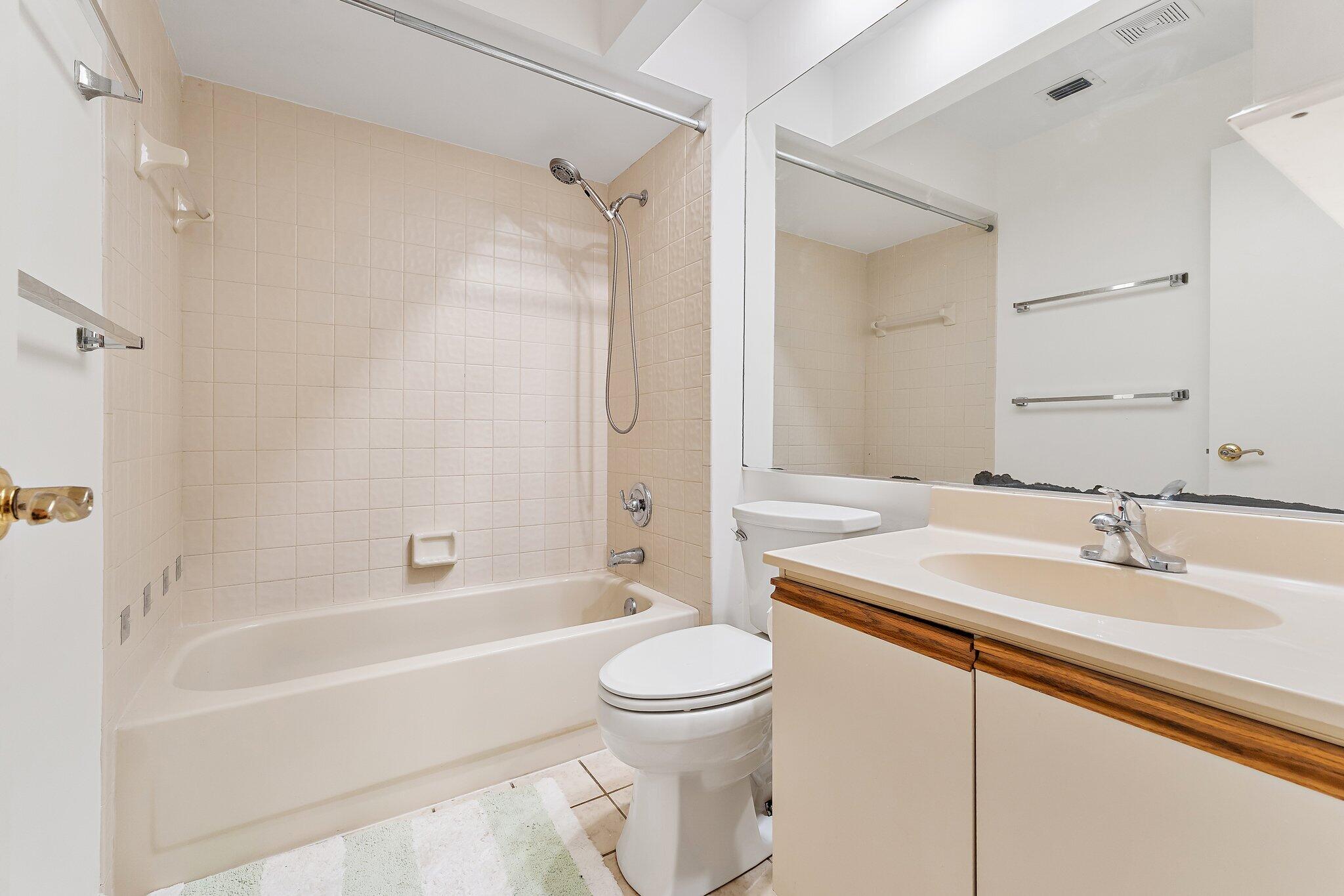 RAINWOOD EAST REPLAT - Residential