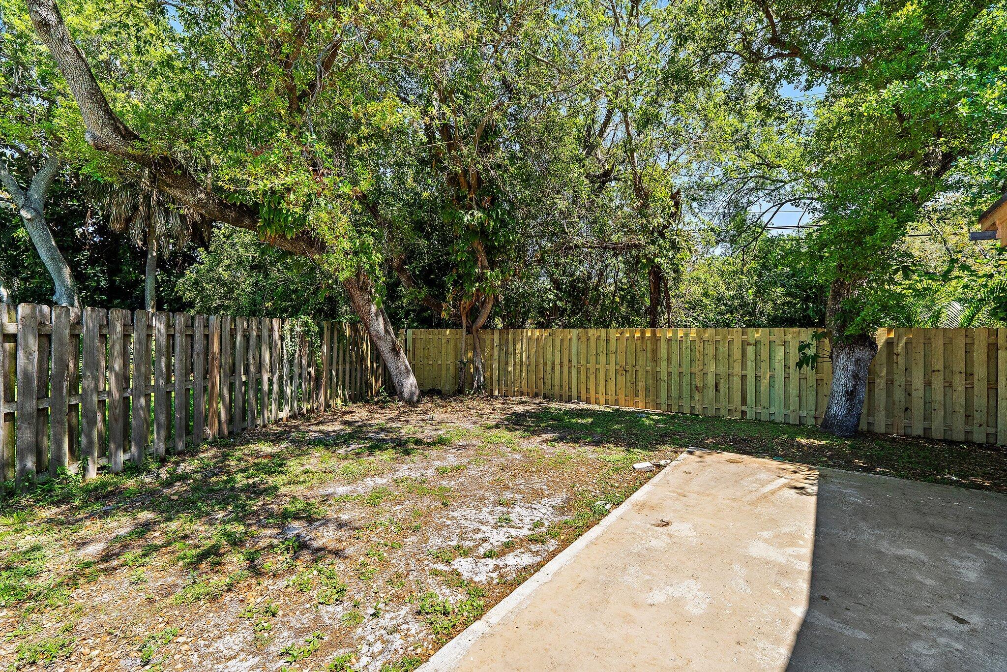 RAINWOOD EAST REPLAT - Residential