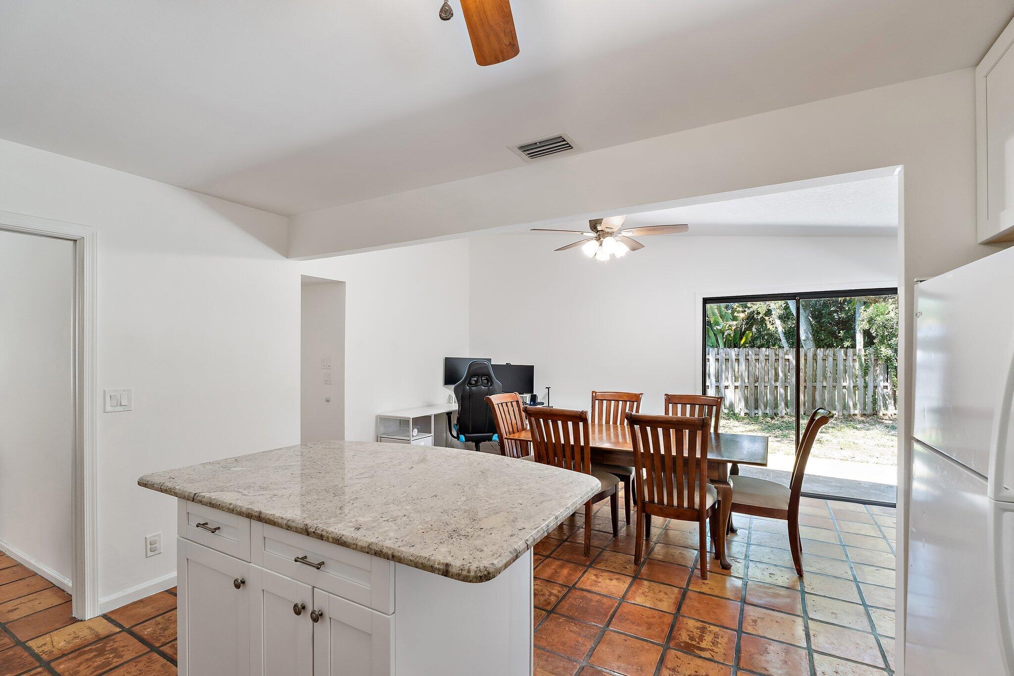 RAINWOOD EAST REPLAT - Residential