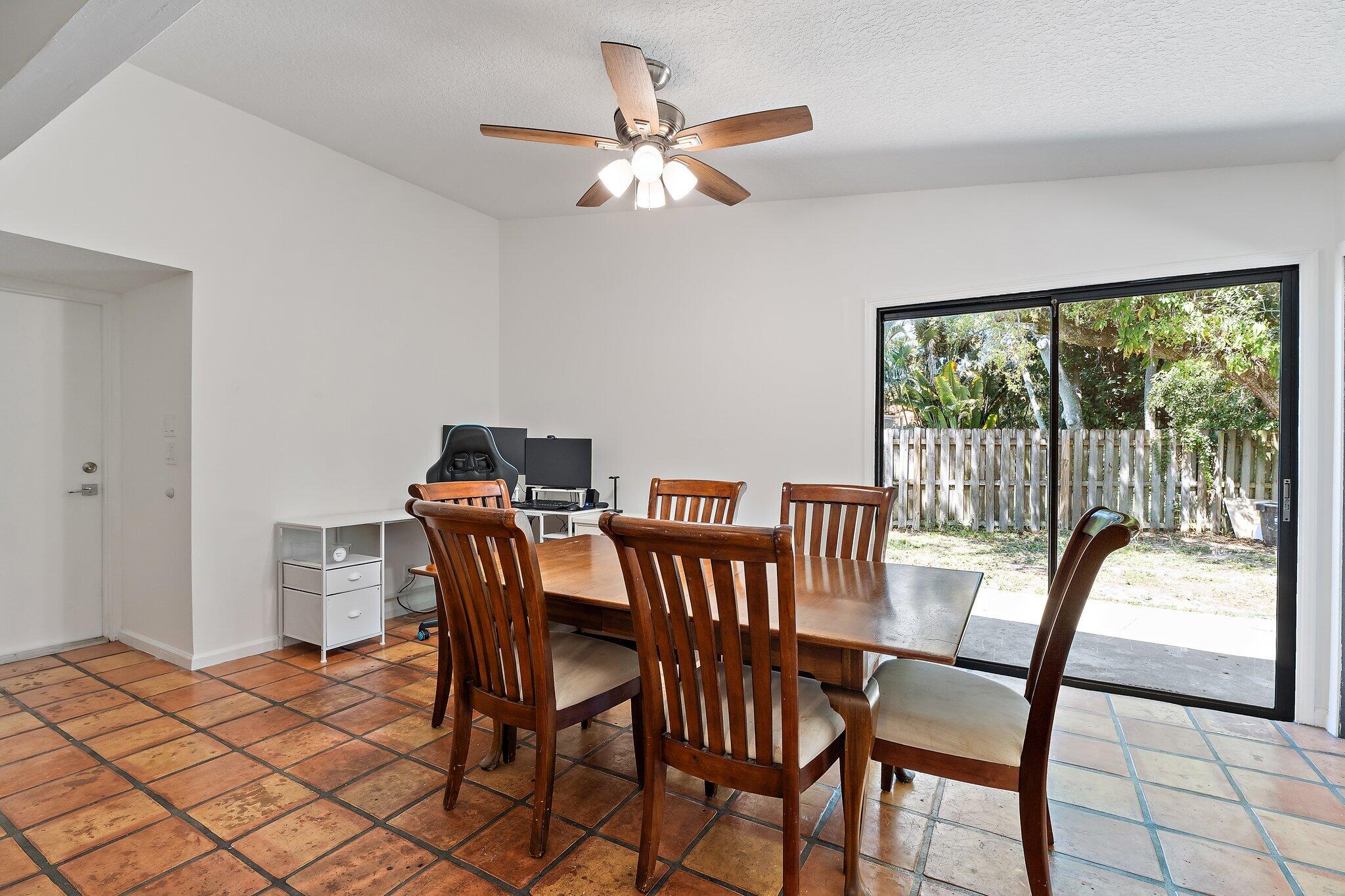 RAINWOOD EAST REPLAT - Residential