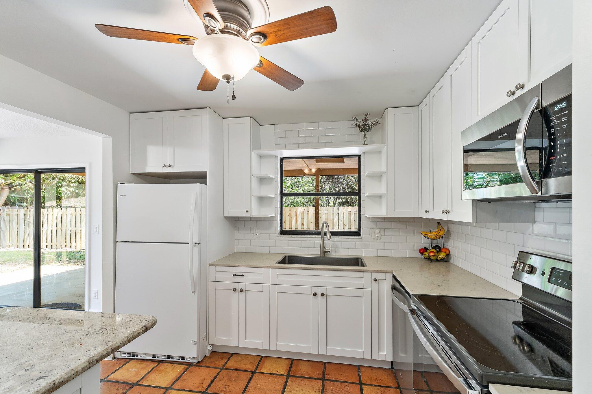 RAINWOOD EAST REPLAT - Residential