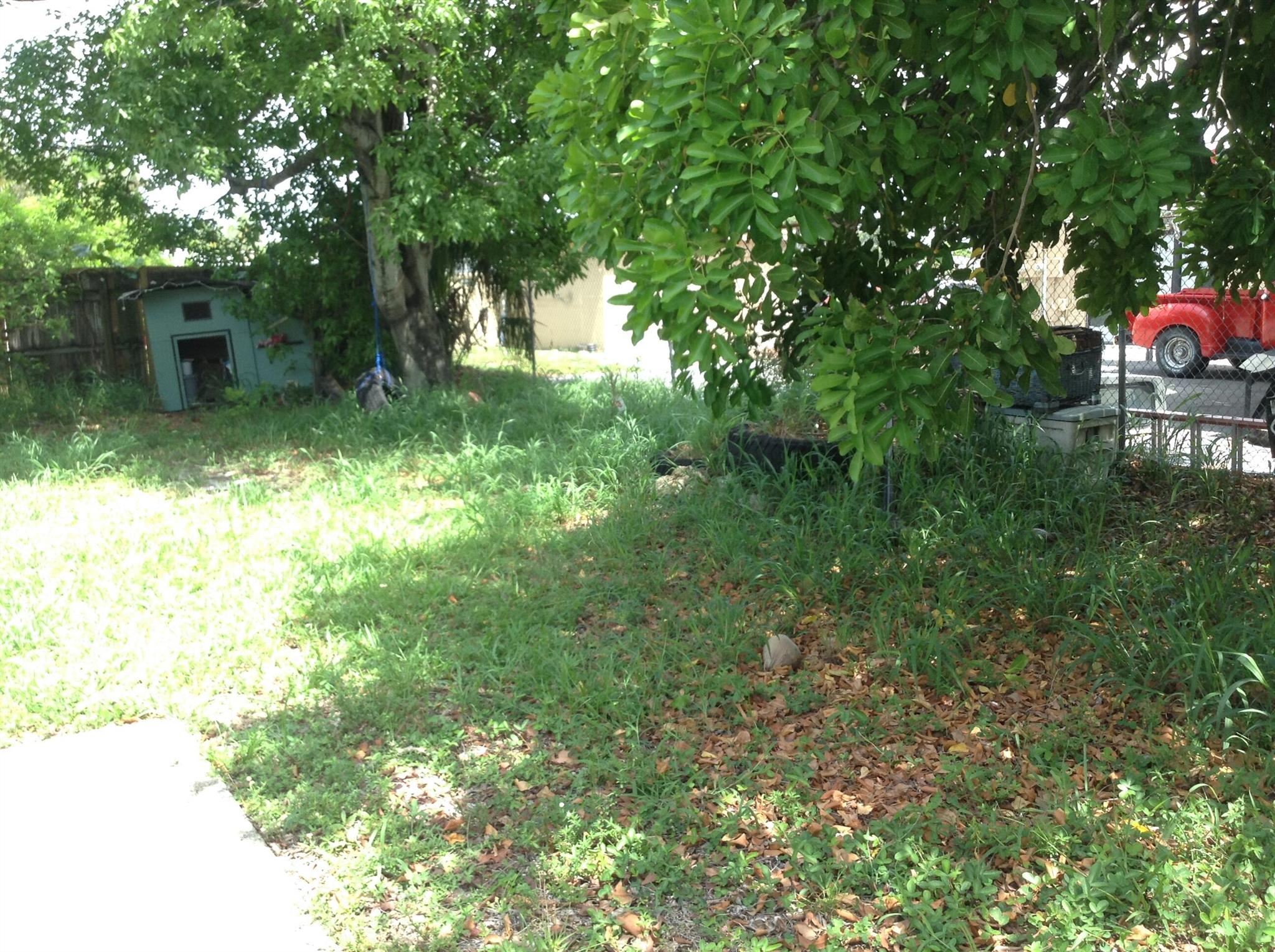 2877 Seminole Road