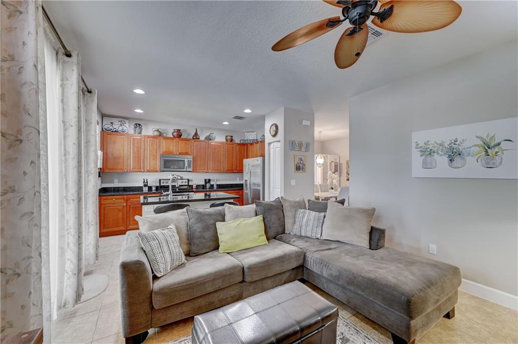 Sabal Palm By Prestige 17 - Residential
