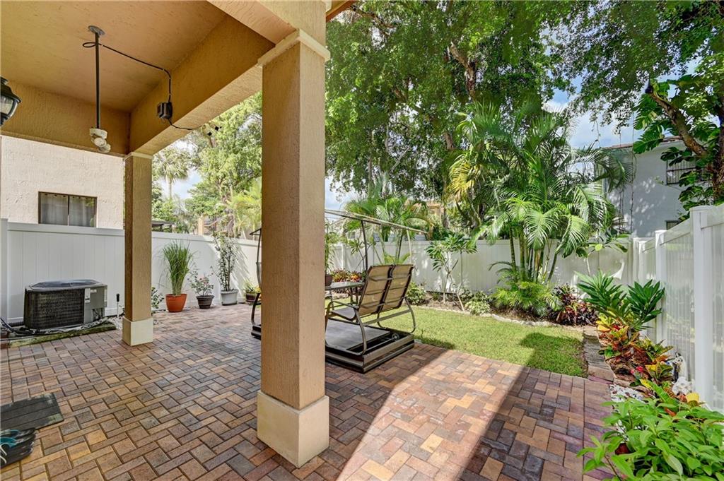 Sabal Palm By Prestige 17 - Residential