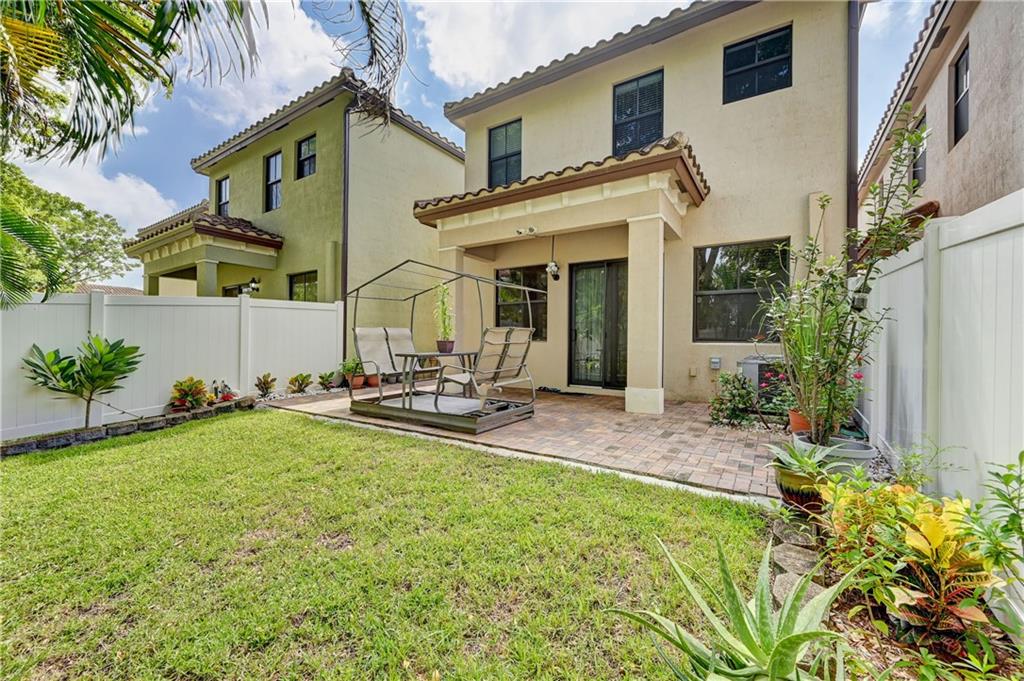 Sabal Palm By Prestige 17 - Residential