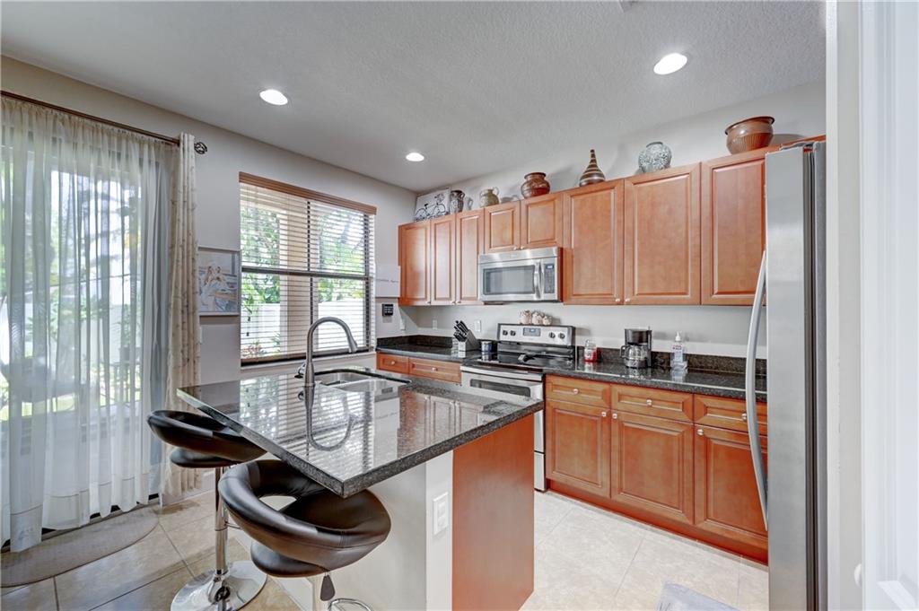 Sabal Palm By Prestige 17 - Residential