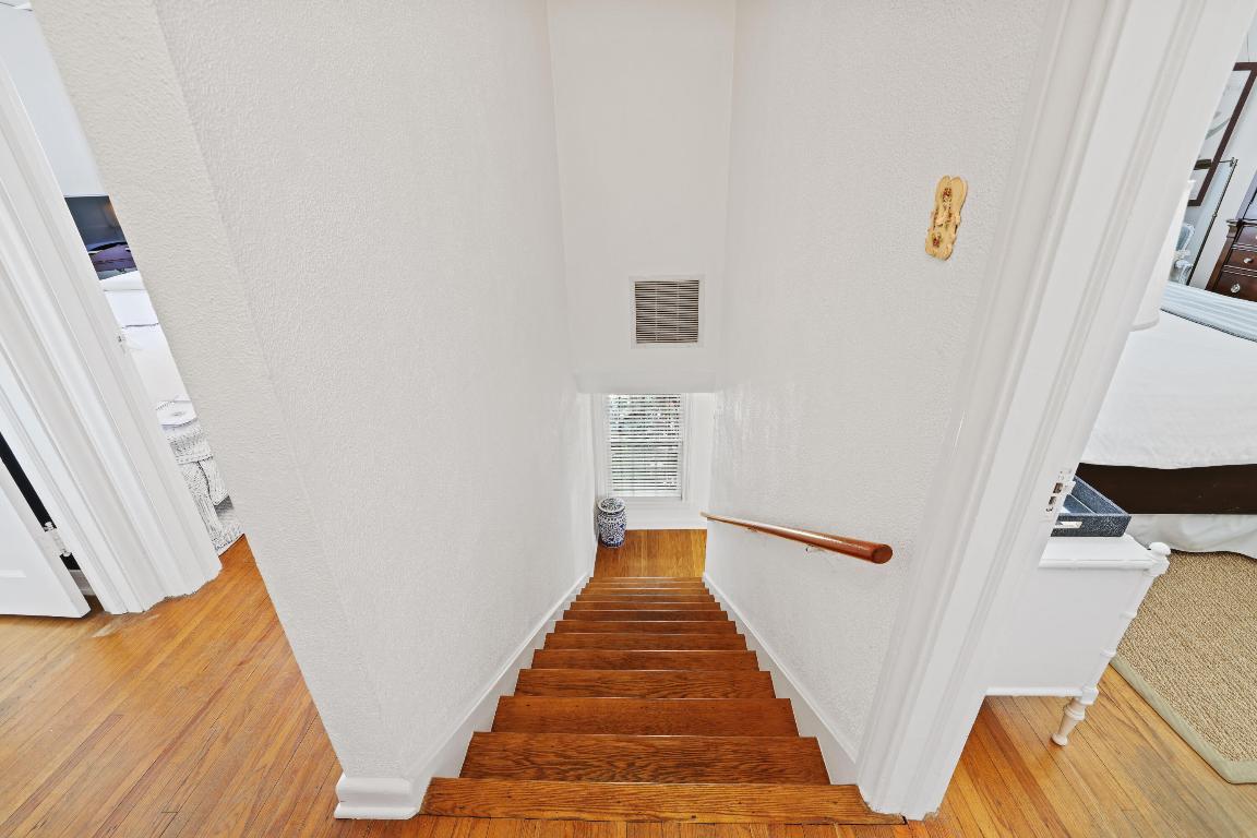 SOUTHLAND PARK - Residential Lease