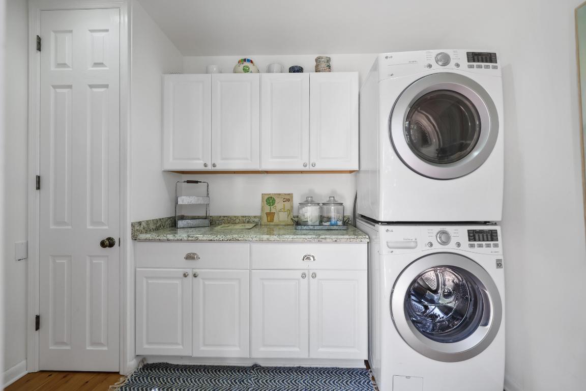 SOUTHLAND PARK - Residential Lease