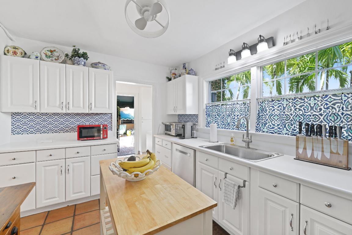 SOUTHLAND PARK - Residential Lease