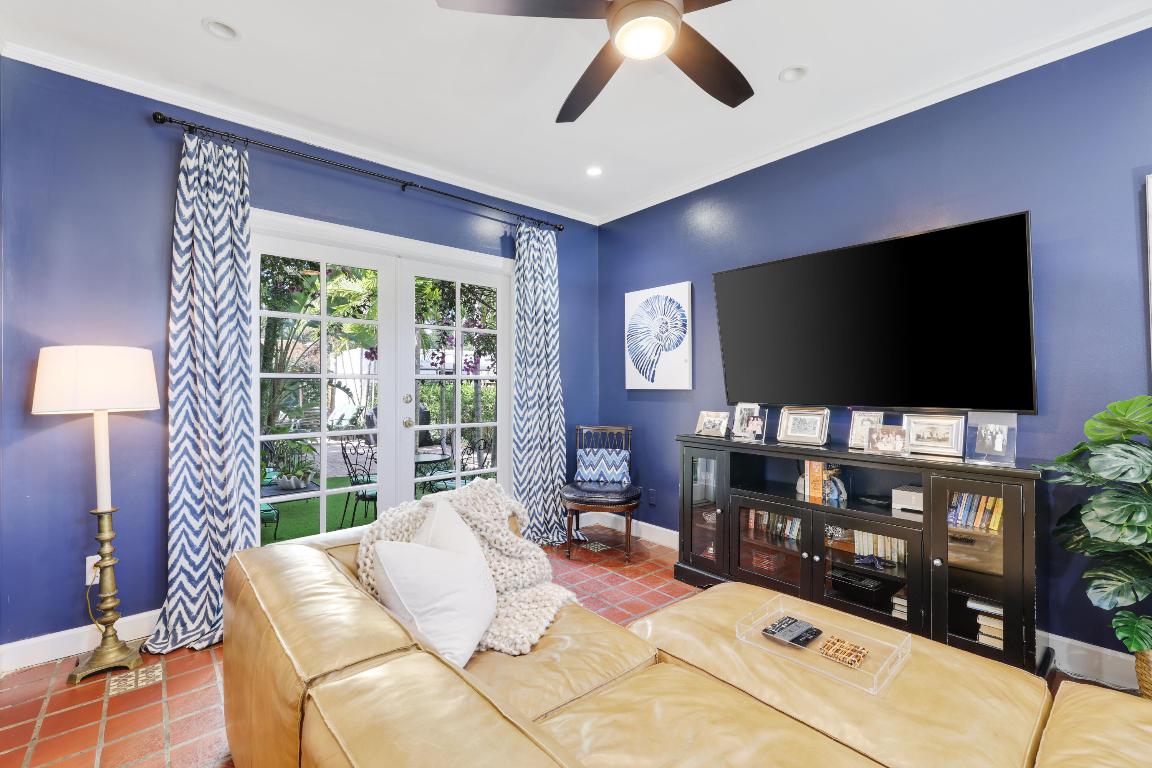 SOUTHLAND PARK - Residential Lease