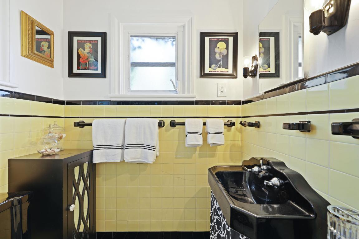 SOUTHLAND PARK - Residential Lease