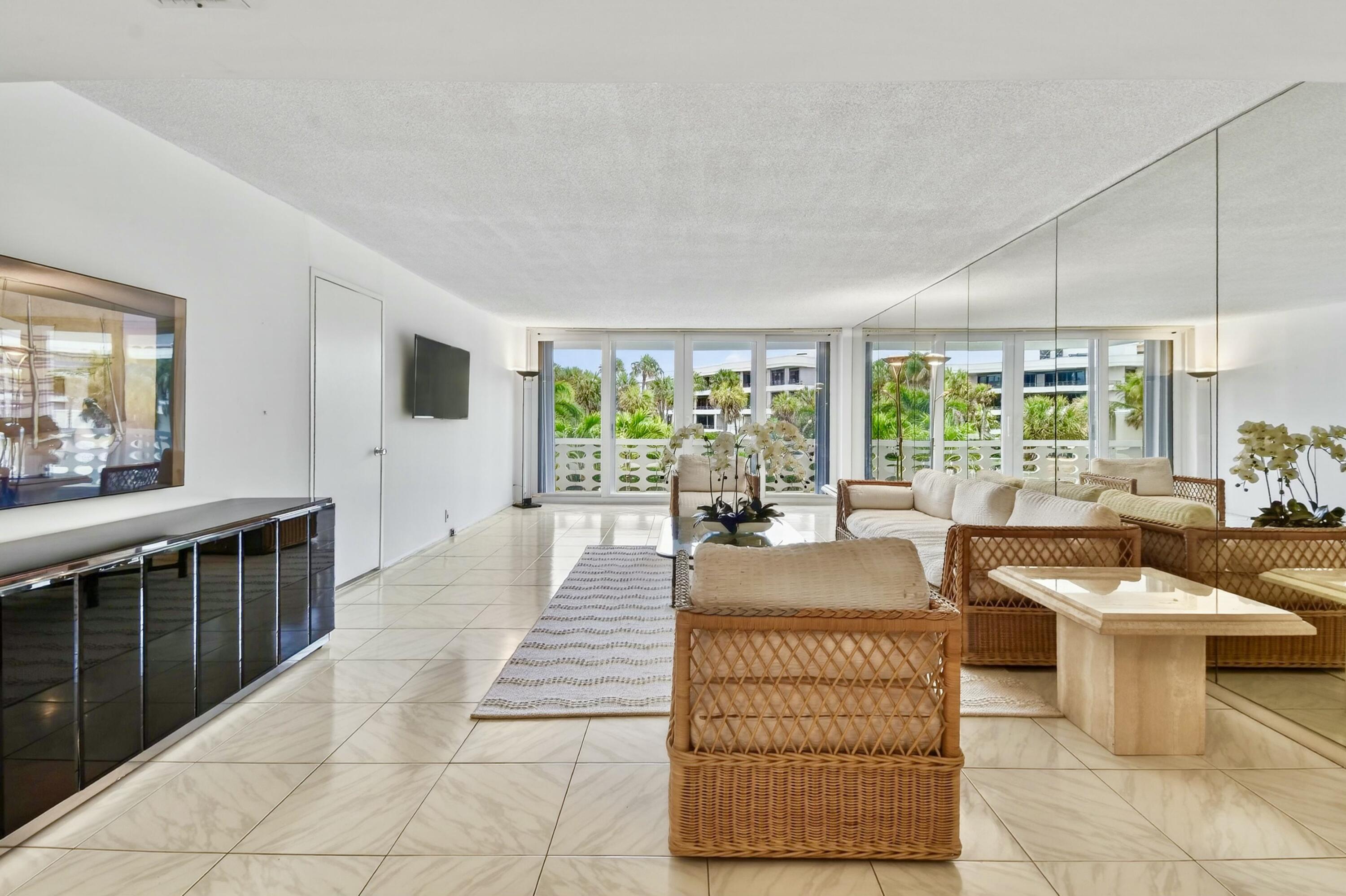 100 Sunrise Avenue 308