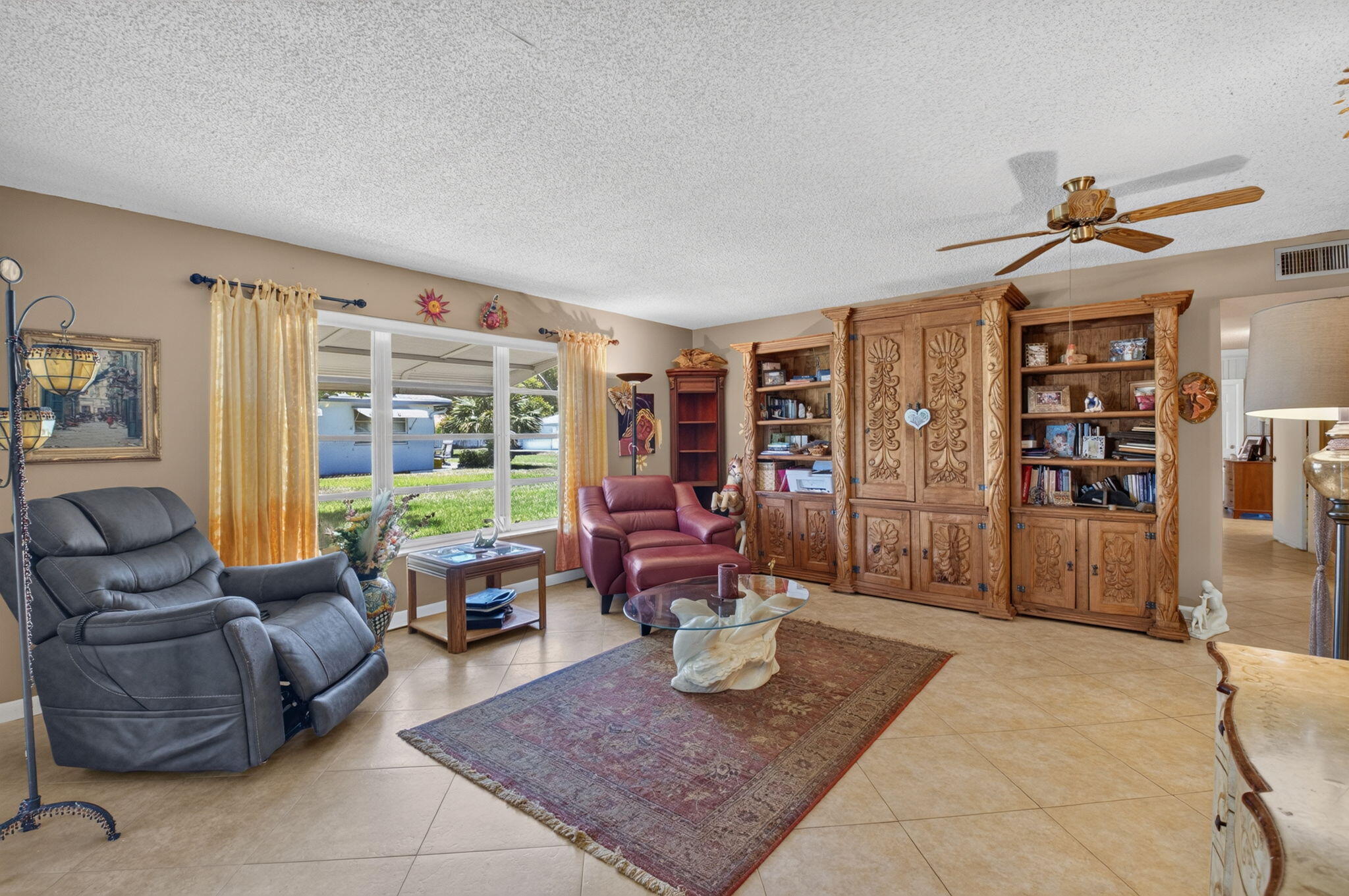 1180 S DRIVE Circle A