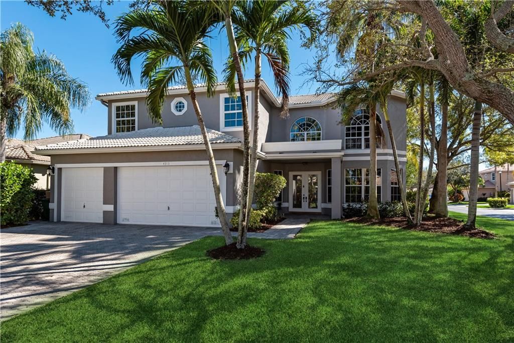 Photo of 4915 NW 116 Avenue, Coral Springs, FL 33076 (MLS # F10313062)