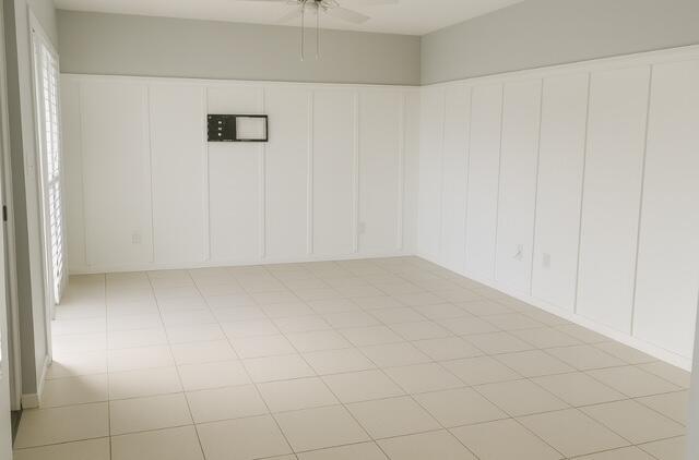 CARLTON VILLAS OF HUTCHIN - Residential Lease
