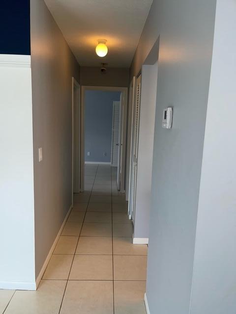 CARLTON VILLAS OF HUTCHIN - Residential Lease
