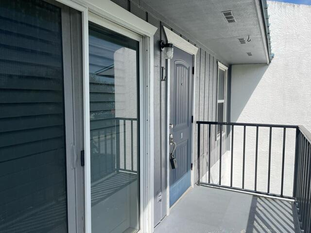 CARLTON VILLAS OF HUTCHIN - Residential Lease