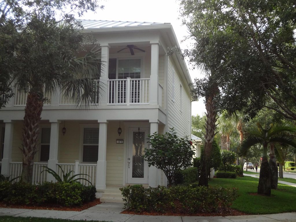 Photo of 1478 Sunshine Drive, Jupiter, FL 33458 (MLS # R10824789)