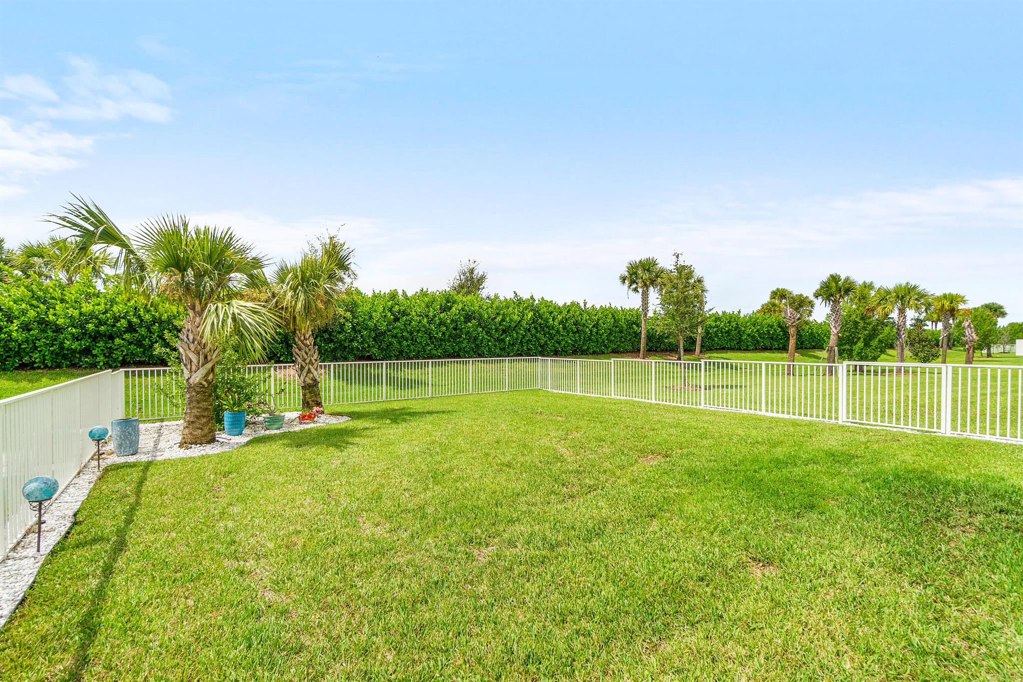 DEL WEBB TRADITION - Residential