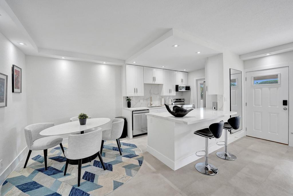 LAFAYETTE ARMS CO-OP - Residential