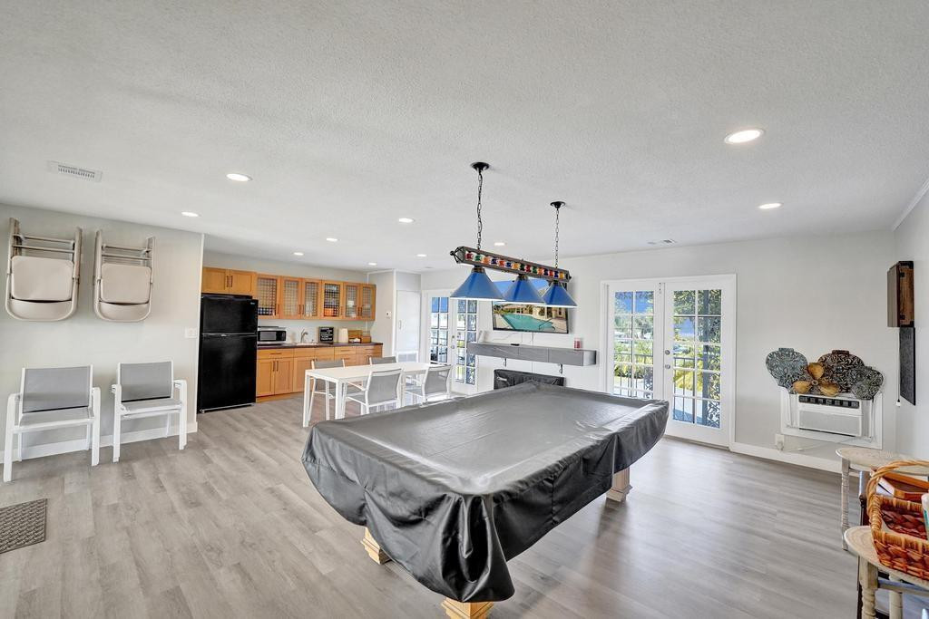 LAFAYETTE ARMS CO-OP - Residential