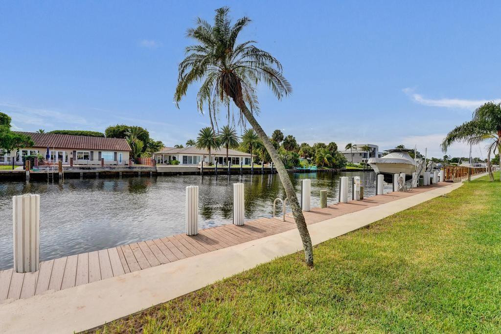 LAFAYETTE ARMS CO-OP - Residential