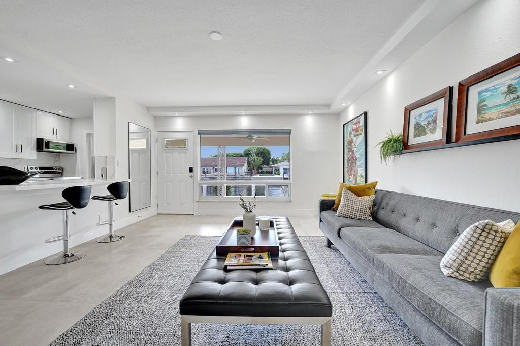 LAFAYETTE ARMS CO-OP - Residential