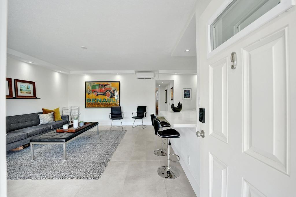 LAFAYETTE ARMS CO-OP - Residential