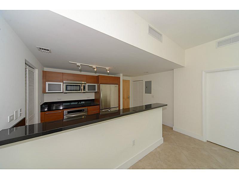 VIZCAYNE SOUTH CONDO - Residential Lease