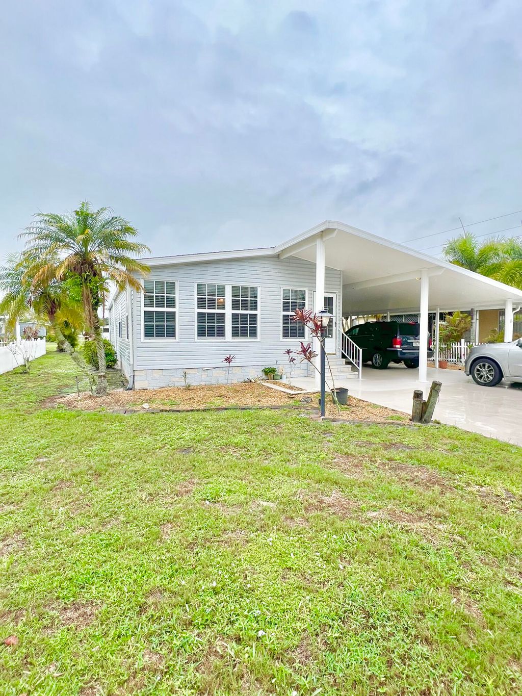 Photo of 2876 SW Olds Place Pl, Stuart, FL 34997 (MLS # R10808338)