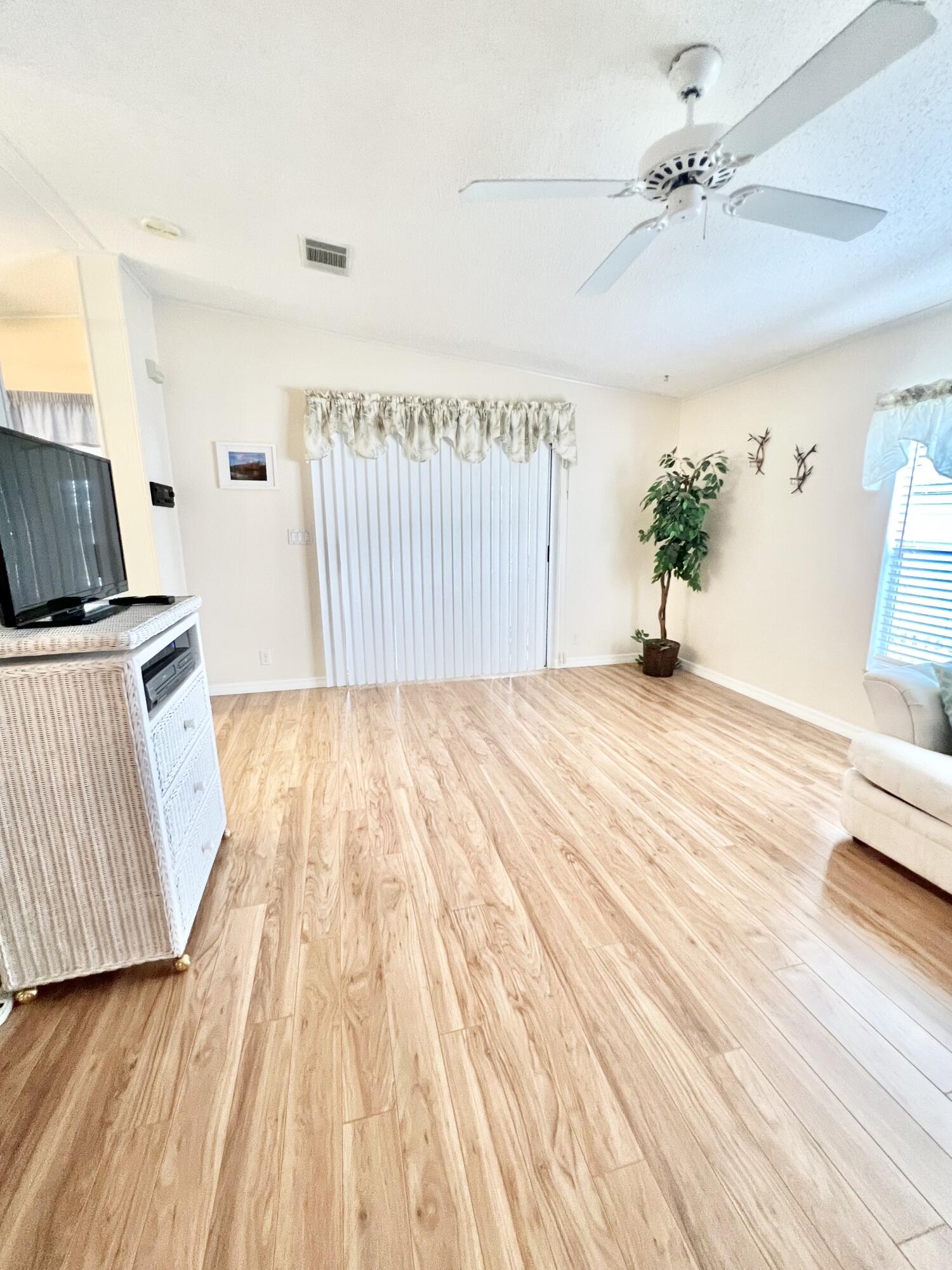 ST LUCIE FALLS - Residential