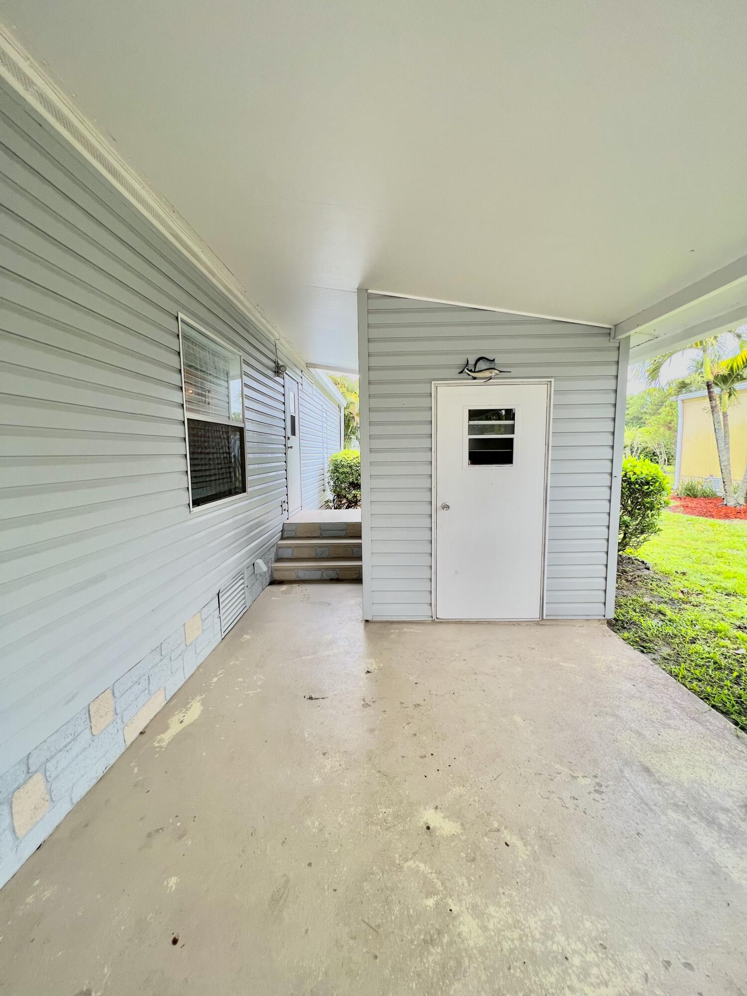 ST LUCIE FALLS - Residential