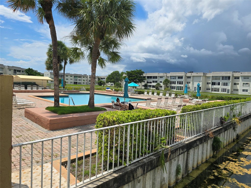 Sunrise Lakes 38 Condo - Residential Lease