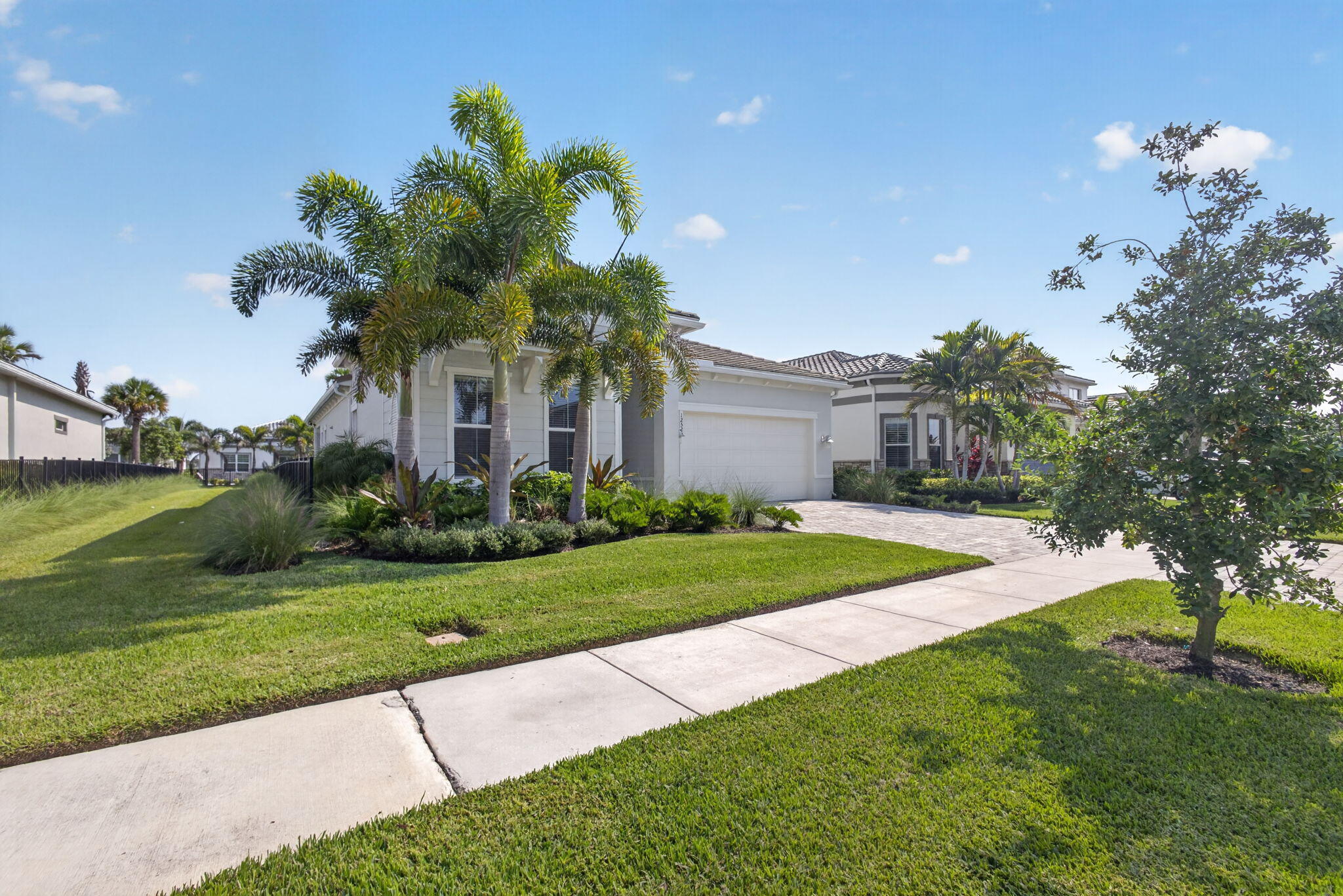 12525 Triumph Lane