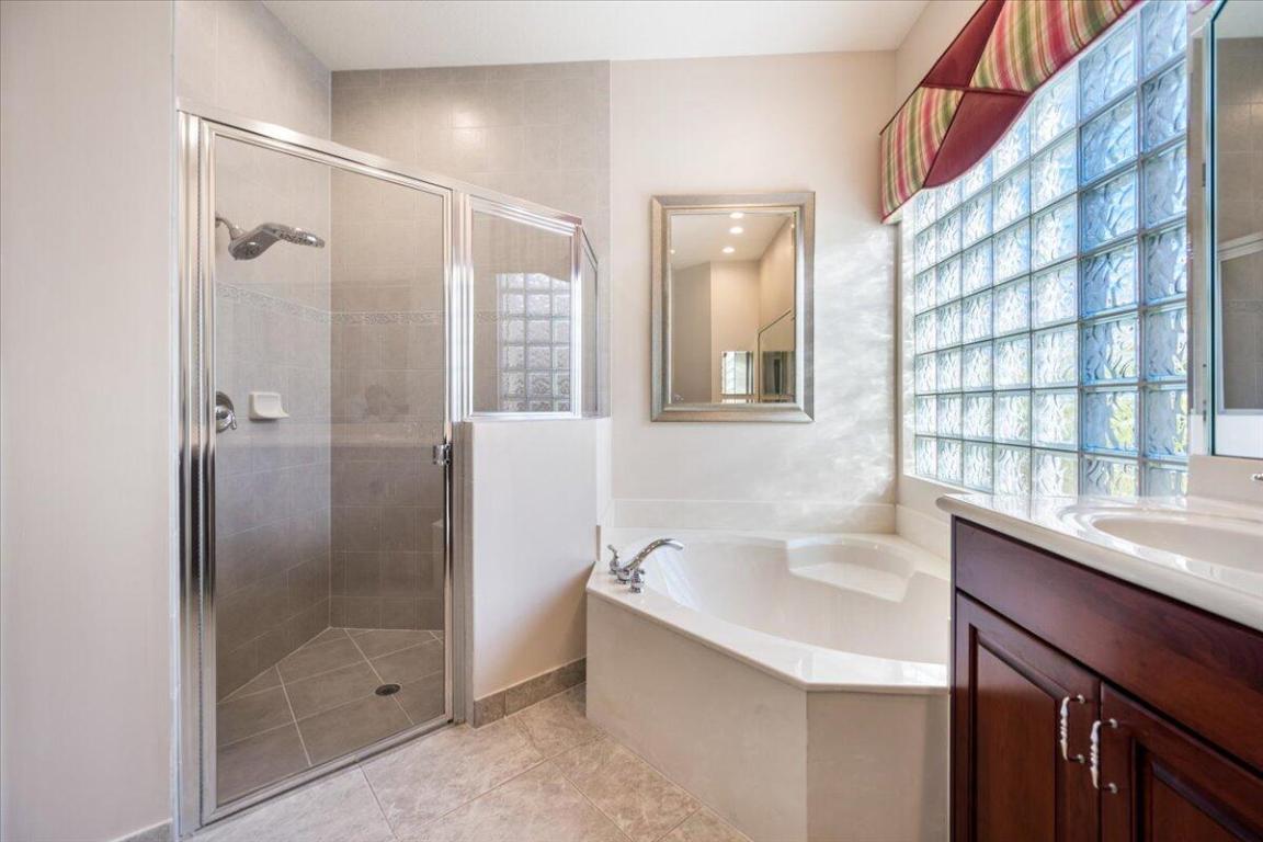 BLACK DIAMOND PH 2 - Residential Lease