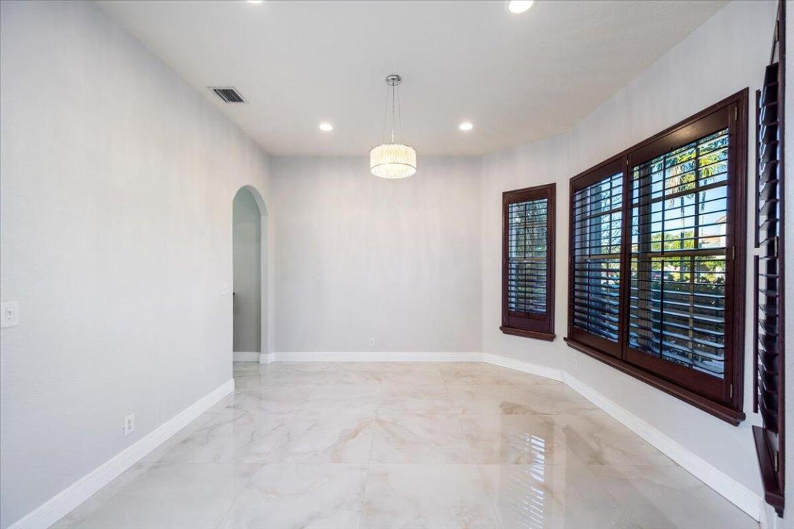 BLACK DIAMOND PH 2 - Residential Lease