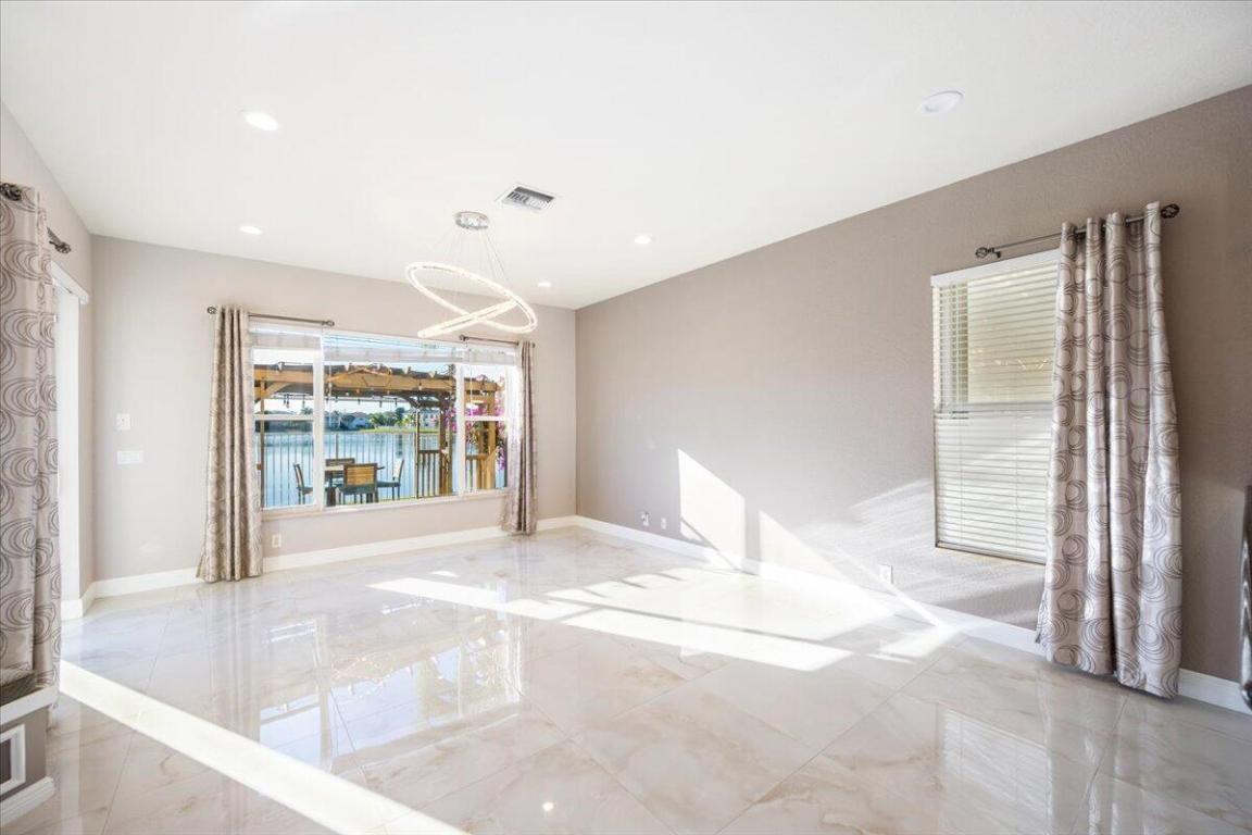 BLACK DIAMOND PH 2 - Residential Lease