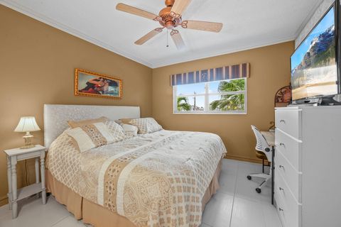 Condominium in Lauderdale By The Sea FL 4117 Bougainvilla Dr Dr 20.jpg