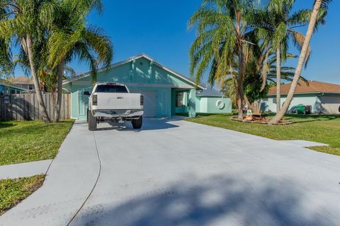 A home in Port St Lucie