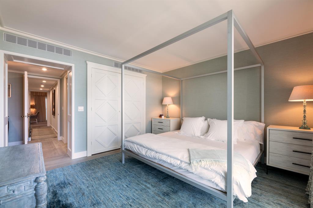 FOUR HUNDRED SO OCEAN BLVD CONDO - Residential